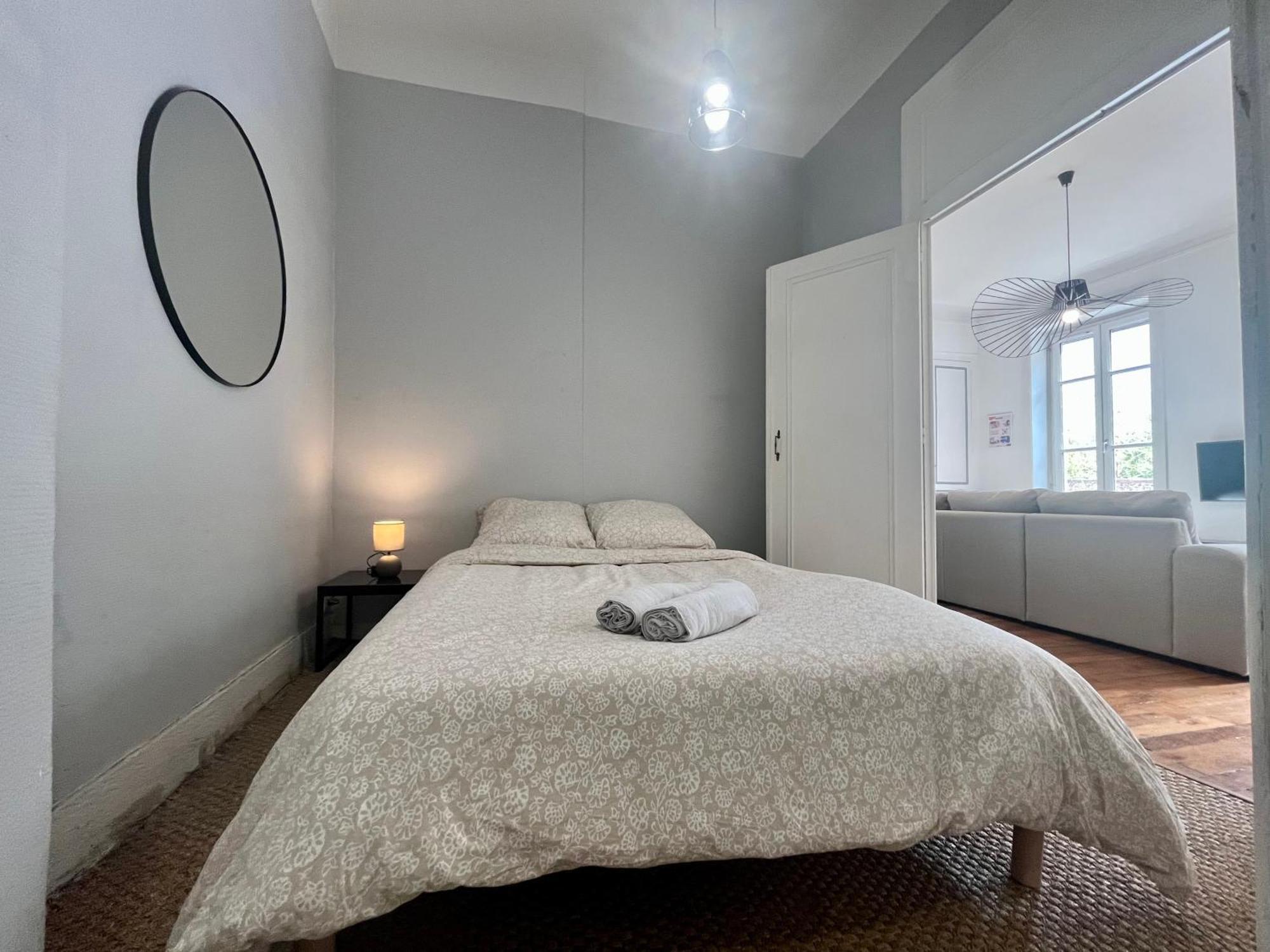 Suite Lavani Lyon Exterior photo